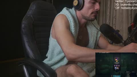 tickle_my_pickle07 online show from December 2024 04:42:01 PM