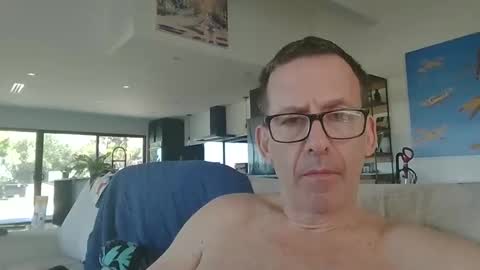 JustMe online show from March 2025 06:16:01 PM