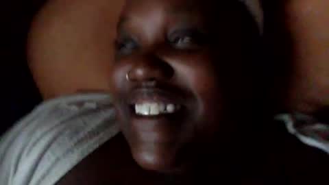 Snapshot of tierrahenri chatting on December 2024 03:12:01 PM Tierra Henri online show from December 2024 03:12:01 PM