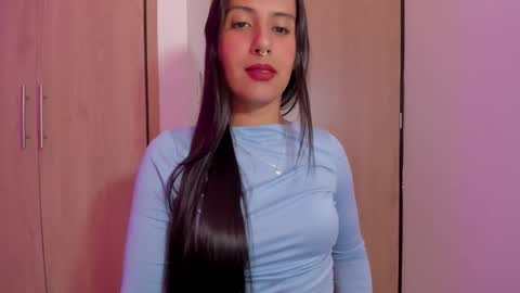 Snapshot of tif_queen chatting on November 2025 10:25:02 PM Tif online show from November 2025 10:25:02 PM