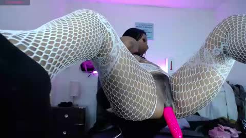 Tifanny Nails  online show from February 2025 11:50:02 AM