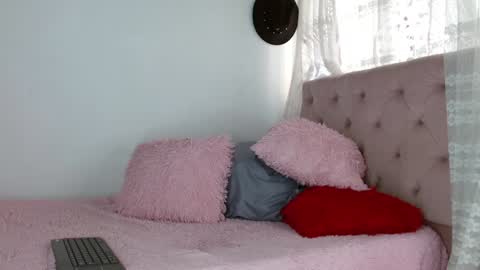 Tifanny online show from January 2025 02:14:01 PM