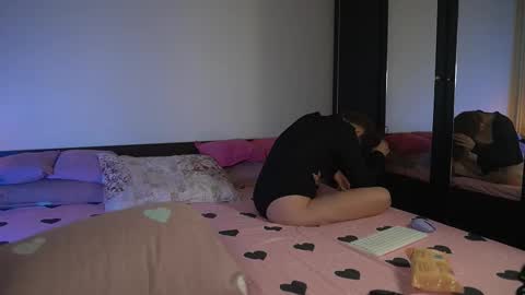 Tiffany online show from October 2025 08:19:01 PM