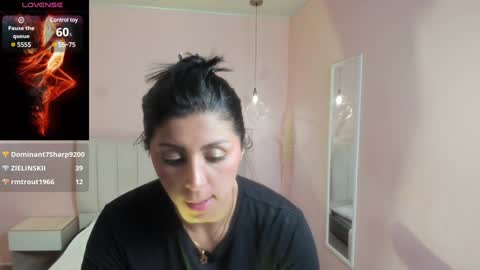 Snapshot of tiffani__love chatting on January 2025 06:54:01 PM Tiffany online show from January 2025 06:54:01 PM