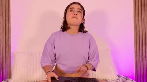 Snapshot of tiffany__starr_ chatting on November 2025 09:03:01 PM Tiffany online show from November 2025 09:03:01 PM