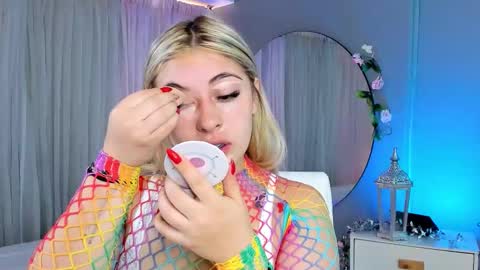 Tiffany Becker online show from February 2026 01:16:01 PM