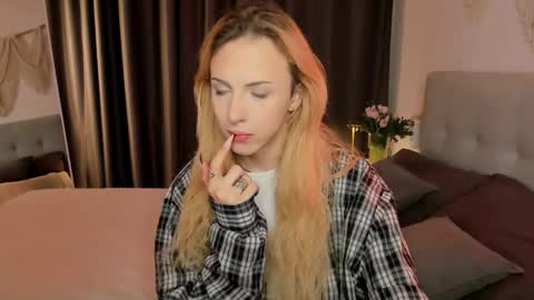 Tiffany online show from April 2026 05:25:01 AM