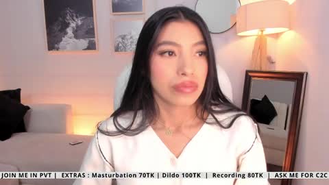 Snapshot of tiffany_low chatting on May 2026 02:24:02 PM tiffany_low online show from May 2026 02:24:02 PM