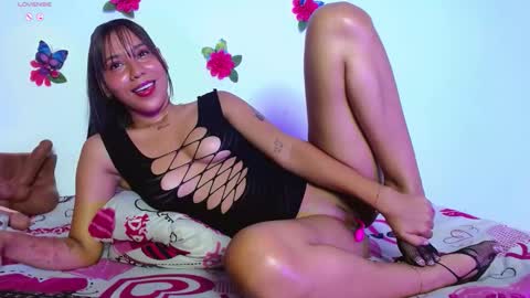 Snapshot of tiffany_magic chatting on November 2025 03:38:01 AM TIFF online show from November 2025 03:38:01 AM