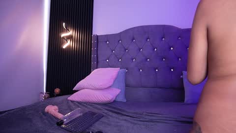 tiffany_sander online show from November 2025 05:13:02 PM