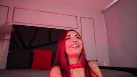 tiffany_sander online show from January 2026 12:42:01 PM