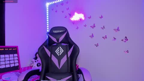 Snapshot of tiffany_sofia_ chatting on December 2024 06:44:01 PM tiffany sofia online show from December 2024 06:44:01 PM