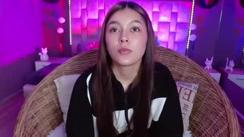 Snapshot of tiffany_velvet chatting on April 2026 07:40:02 PM Tiffany online show from April 2026 07:40:02 PM