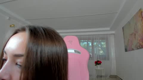 Tiffany Houston online show from September 2025 06:15:02 AM