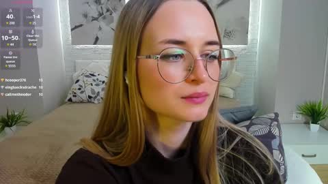 Tiffany online show from March 2025 06:43:02 PM