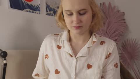 tiffanyjons online show from March 2025 05:07:01 PM