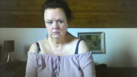 TiffanyMature online show from September 2025 08:48:01 AM