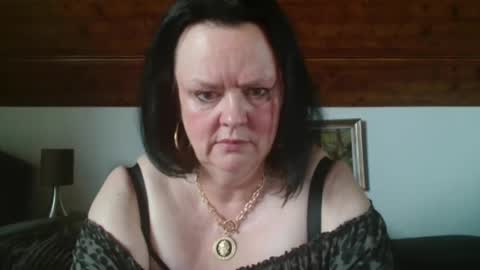 TiffanyMature online show from September 2025 09:25:02 AM