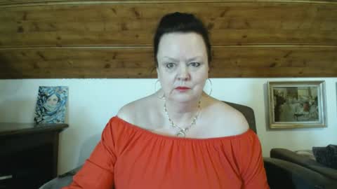 Snapshot of tiffanymature chatting on April 2026 06:20:01 AM TiffanyMature online show from April 2026 06:20:01 AM