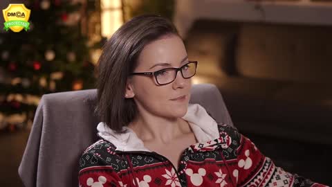 tiffanyriox online show from December 2024 05:58:01 AM