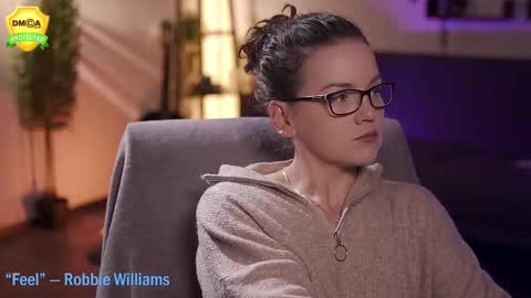 tiffanyriox online show from September 2025 12:15:01 AM