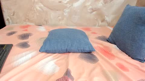 Tiffany online show from February 2025 07:23:02 PM