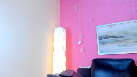 Stefany Suarez online show from January 2025 01:05:01 PM