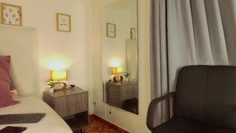 Tiffany  online show from February 2025 07:48:02 PM