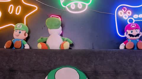 Tiffany  online show from September 2025 07:57:01 PM