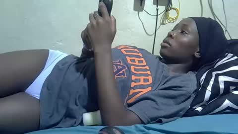 tight_pussie online show from February 2026 05:31:01 PM