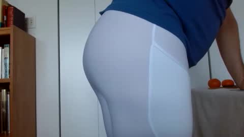 Snapshot of tightshortsspank chatting on February 2025 07:38:01 PM Tightshortsspank online show from February 2025 07:38:01 PM