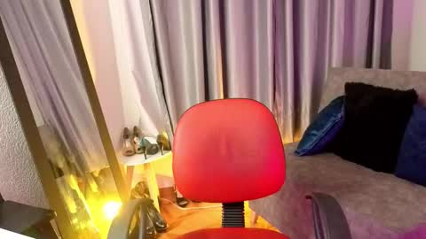 Snapshot of tiinajonus_ chatting on February 2026 03:35:02 AM tiinajonus_ online show from February 2026 03:35:02 AM