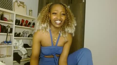 Snapshot of tilly_ebony chatting on July 2026 11:34:02 AM Tilly online show from July 2026 11:34:02 AM