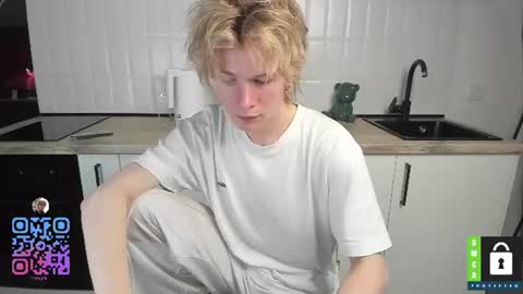 Snapshot of tim_milll chatting on July 2026 08:27:01 PM Tim online show from July 2026 08:27:01 PM