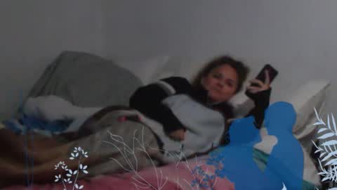 Snapshot of timamanda chatting on October 2025 07:26:02 PM Tim  Amanda online show from October 2025 07:26:02 PM