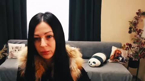 Luisa online show from February 2025 08:25:02 AM