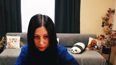 Luisa online show from February 2025 12:52:02 PM