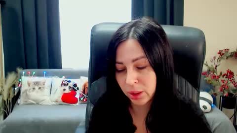 Luisa online show from May 2026 08:11:02 AM