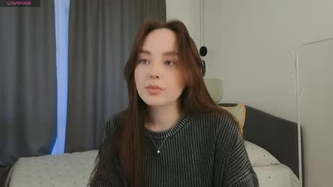 Mia online show from March 2026 01:33:01 PM