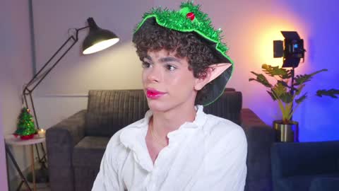 Snapshot of timmyshy chatting on December 2024 01:14:01 AM timmyshy online show from December 2024 01:14:01 AM