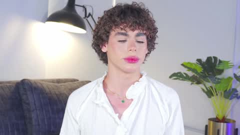 Snapshot of timmyshy chatting on January 2025 01:33:02 PM timmyshy online show from January 2025 01:33:02 PM