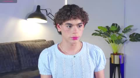 Snapshot of timmyshy chatting on February 2025 09:17:02 PM timmyshy online show from February 2025 09:17:02 PM