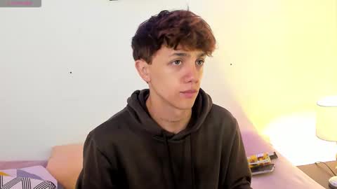 Snapshot of timothy_ross chatting on October 2025 08:30:02 PM Timothy 21 years old online show from October 2025 08:30:02 PM