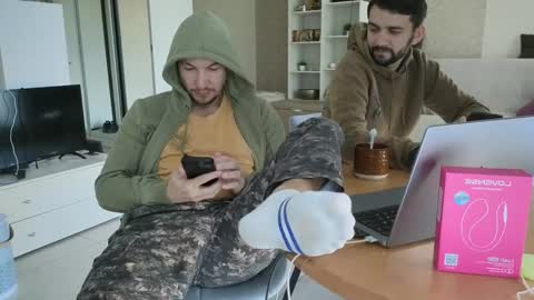 Fillipp Moris online show from November 2025 06:16:02 AM