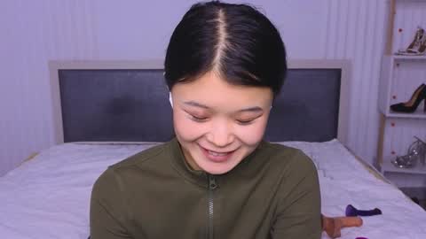 tina__kim online show from December 2024 11:15:01 AM