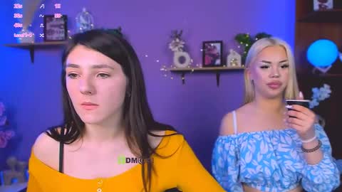 tina_golden1 online show from April 2026 03:31:02 PM