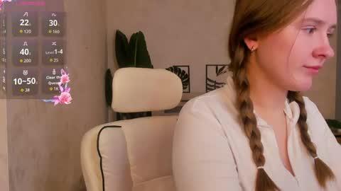 Stella online show from April 2026 08:31:02 AM