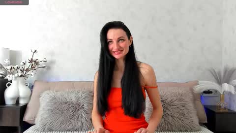 Tina online show from March 2025 07:52:01 AM