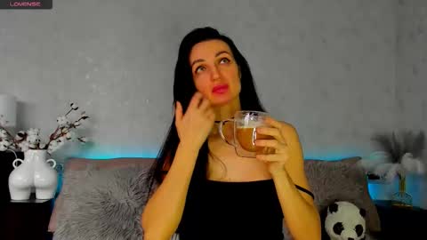 Tina online show from February 2026 08:55:01 AM