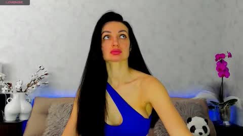 Tina online show from March 2026 11:58:01 AM